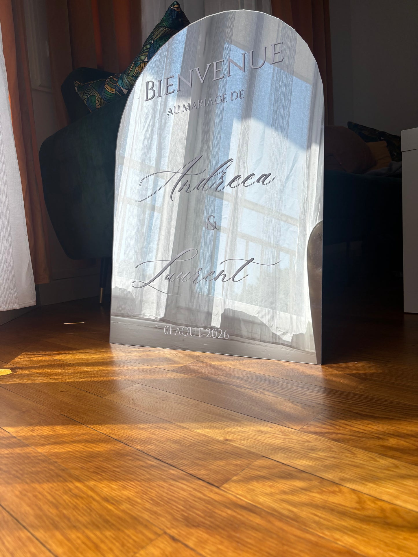 Modèle regarde de l’âme